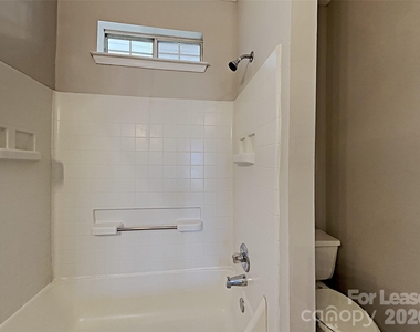423 Cottonwood Park Drive - Photo Thumbnail 15