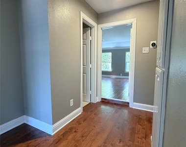 625 Trailwood Court - Photo Thumbnail 13