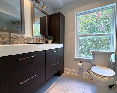 625 Trailwood Court - Photo Thumbnail 7