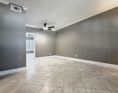 625 Trailwood Court - Photo Thumbnail 3