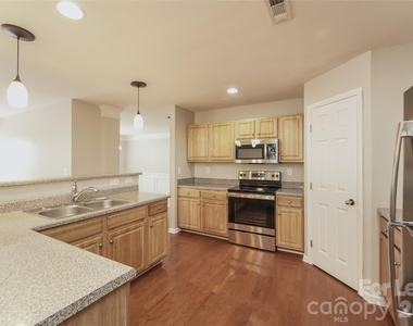 140 Dunnell Road - Photo Thumbnail 2