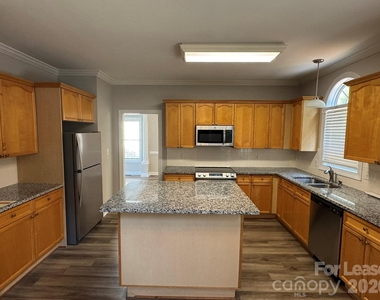 11432 Mcginns Trace Court - Photo Thumbnail 7