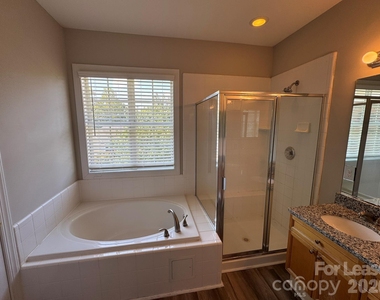 11432 Mcginns Trace Court - Photo Thumbnail 18