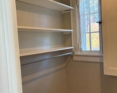 613 S York Street - Photo Thumbnail 27