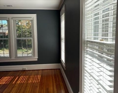 613 S York Street - Photo Thumbnail 24