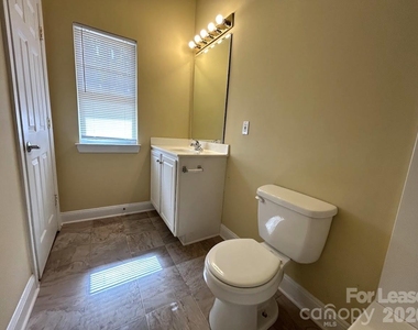 6724 Mallard Park Drive - Photo Thumbnail 28