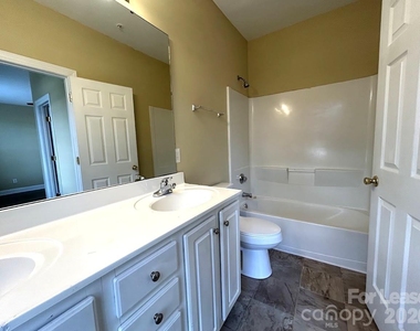 6724 Mallard Park Drive - Photo Thumbnail 18