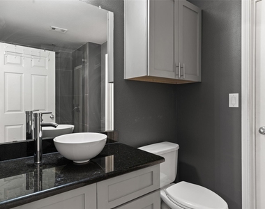 3102 Kings Road - Photo Thumbnail 10