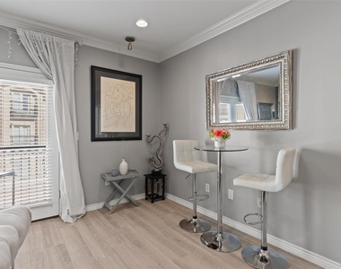 3102 Kings Road - Photo Thumbnail 6