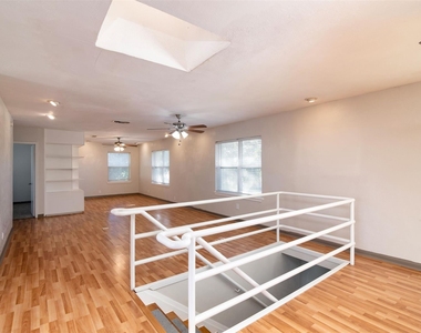 4738 El Campo Avenue - Photo Thumbnail 16