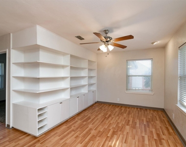 4738 El Campo Avenue - Photo Thumbnail 13