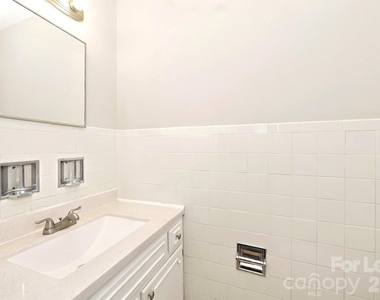 3814 Sheffield Drive - Photo Thumbnail 12