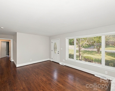 3814 Sheffield Drive - Photo Thumbnail 3