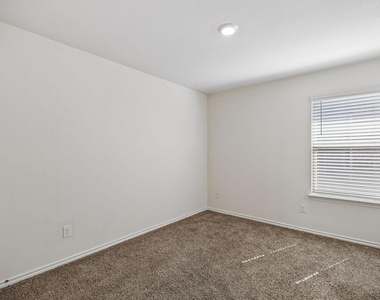 3030 Sweetwater Trail - Photo Thumbnail 20