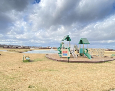 3030 Sweetwater Trail - Photo Thumbnail 28