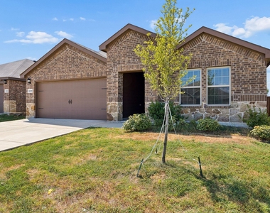 3030 Sweetwater Trail - Photo Thumbnail 1