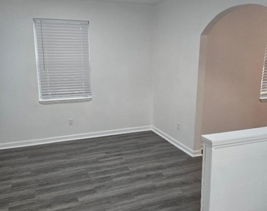 1200 Cheshire Avenue - Photo Thumbnail 6