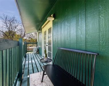 2402 Misty Lane - Photo Thumbnail 14