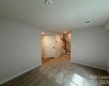 406 Serenity Circle - Photo Thumbnail 20
