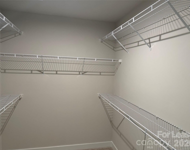 406 Serenity Circle - Photo Thumbnail 10