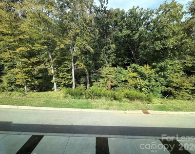 406 Serenity Circle - Photo Thumbnail 23