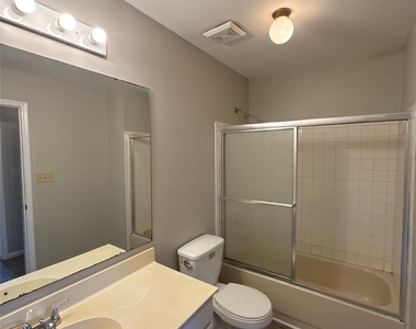 3505 Fortis Lane - Photo Thumbnail 15