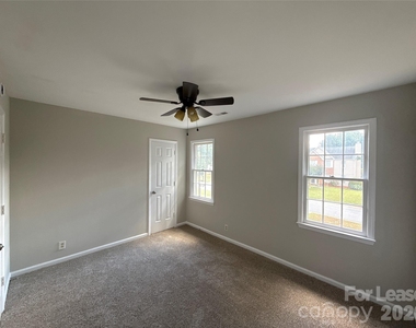 3505 Fortis Lane - Photo Thumbnail 16