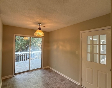 3505 Fortis Lane - Photo Thumbnail 8