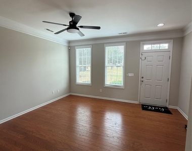 10968 Cedar Walk Lane - Photo Thumbnail 4