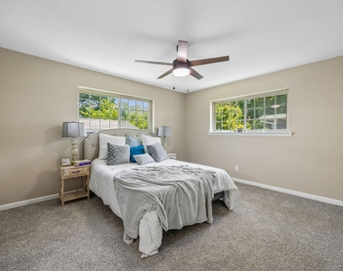 1725 Bardfield Avenue - Photo Thumbnail 7
