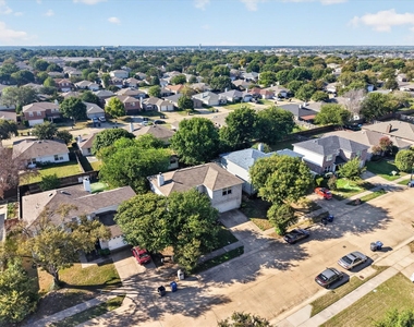 2613 Sundance Drive - Photo Thumbnail 30