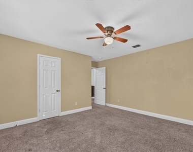 2613 Sundance Drive - Photo Thumbnail 18