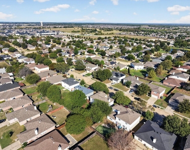 2613 Sundance Drive - Photo Thumbnail 31