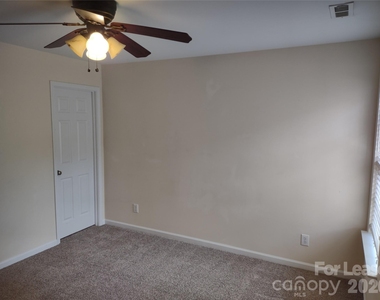 3012 Stevens Schultz Lane - Photo Thumbnail 18