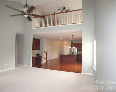 3012 Stevens Schultz Lane - Photo Thumbnail 7