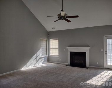 3012 Stevens Schultz Lane - Photo Thumbnail 6