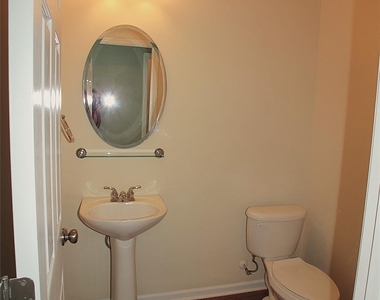 3012 Stevens Schultz Lane - Photo Thumbnail 11