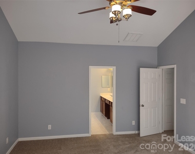 3012 Stevens Schultz Lane - Photo Thumbnail 10