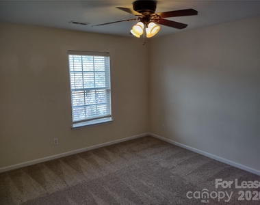 3012 Stevens Schultz Lane - Photo Thumbnail 13
