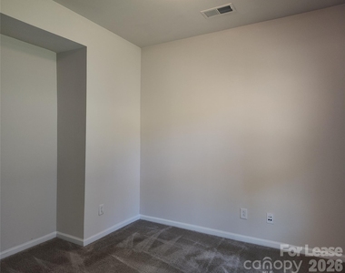 1737 Mill Creek Lane - Photo Thumbnail 11