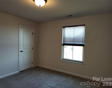 1737 Mill Creek Lane - Photo Thumbnail 28