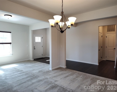 1737 Mill Creek Lane - Photo Thumbnail 17