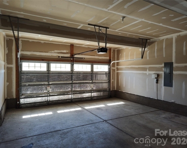 1737 Mill Creek Lane - Photo Thumbnail 37