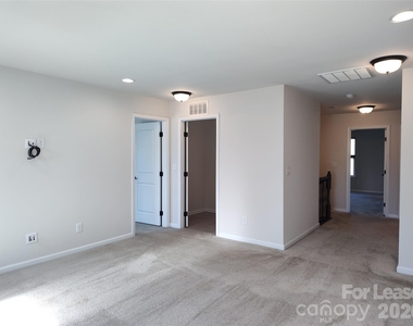 1737 Mill Creek Lane - Photo Thumbnail 21