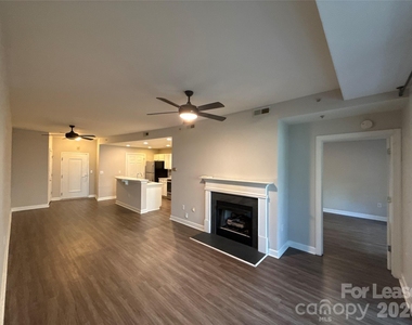 718 W Trade Street - Photo Thumbnail 2