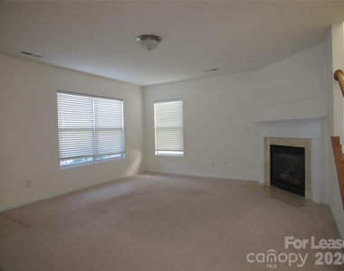 11701 Village Pond Drive - Photo Thumbnail 7