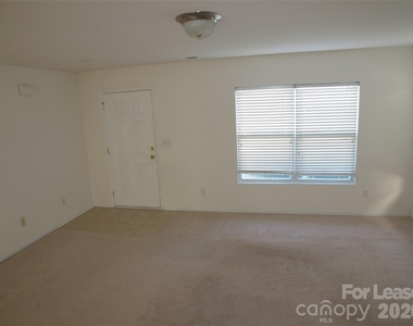 11701 Village Pond Drive - Photo Thumbnail 12