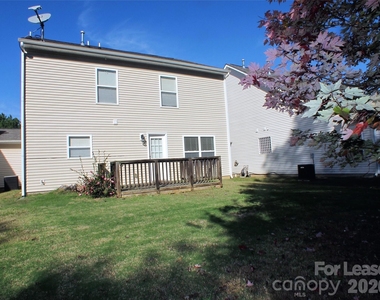 11701 Village Pond Drive - Photo Thumbnail 18
