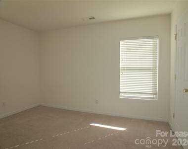 11701 Village Pond Drive - Photo Thumbnail 15
