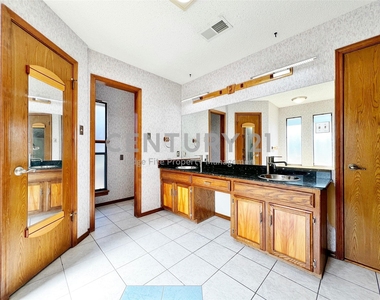 812 Newport Road - Photo Thumbnail 13
